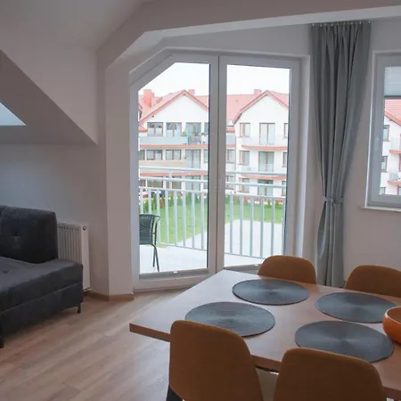 Bursztyn Lägenhet *